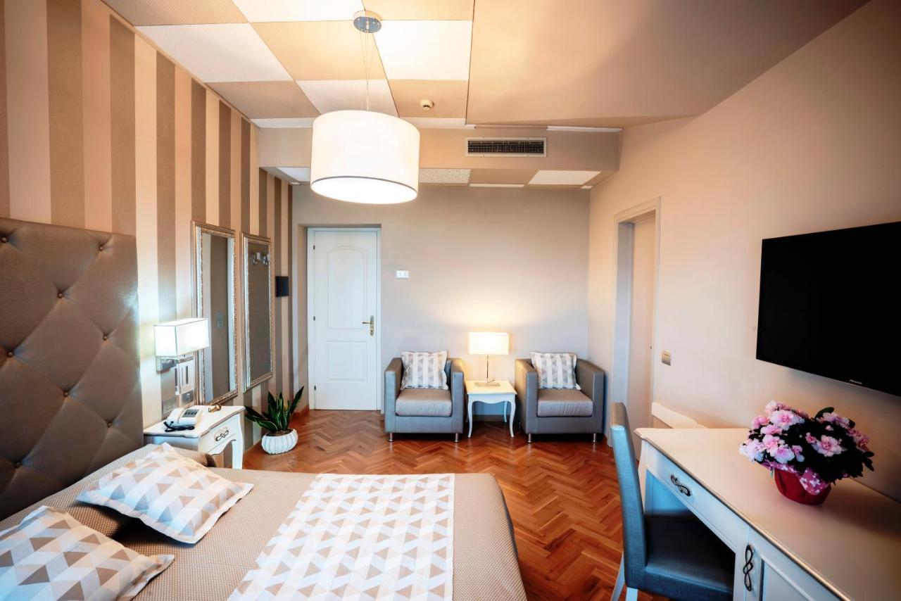 Hotel Bellevue Gardone Riviera Zewnętrze zdjęcie