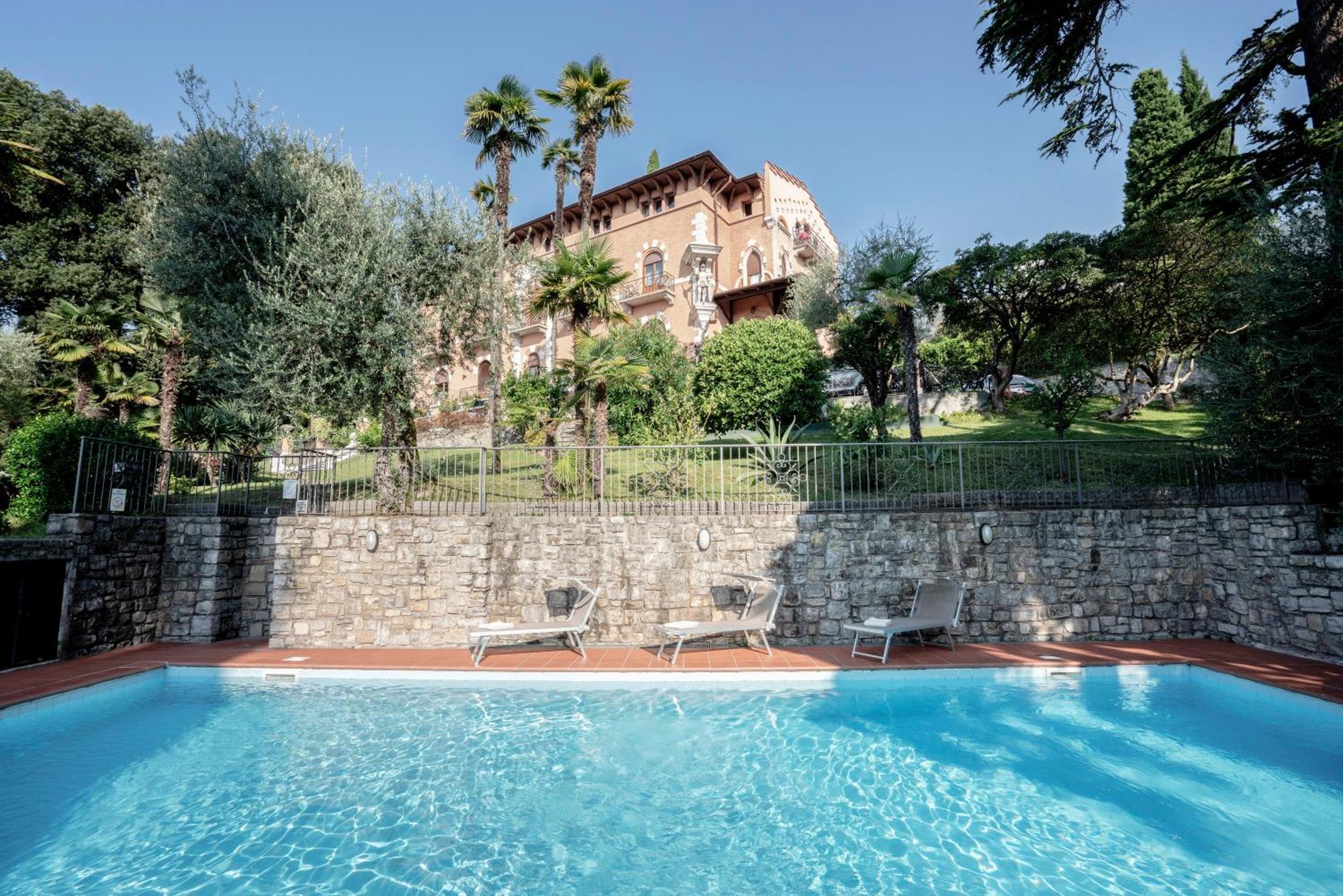 Hotel Bellevue Gardone Riviera Zewnętrze zdjęcie