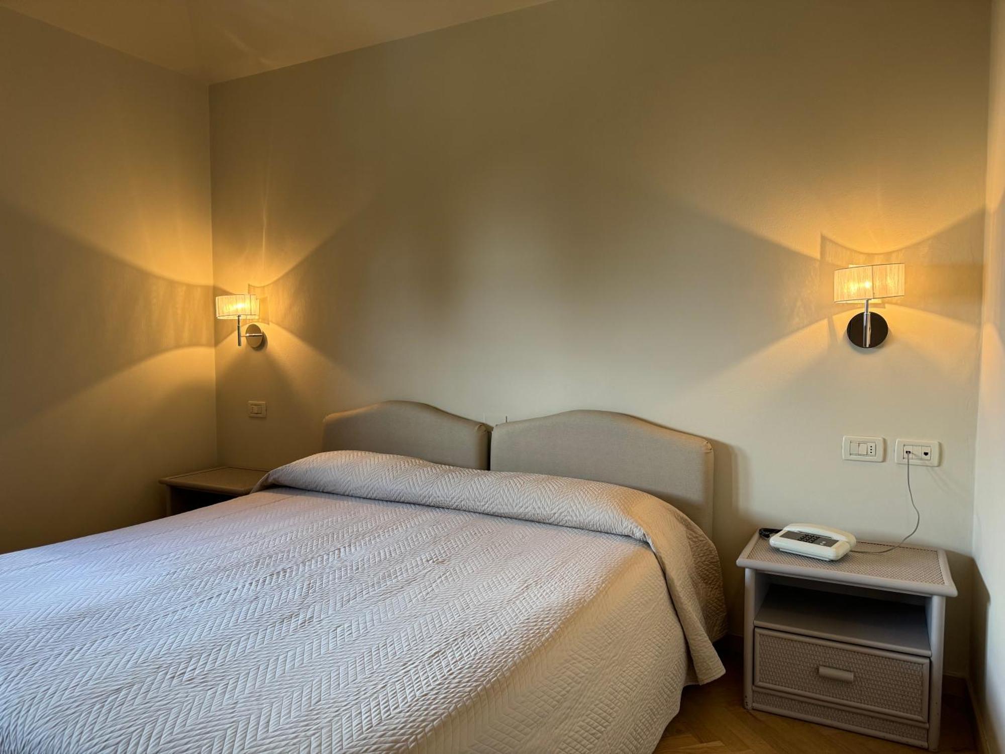 Hotel Bellevue Gardone Riviera Zewnętrze zdjęcie